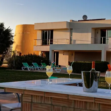 Amazing Windmillhouses Villa *